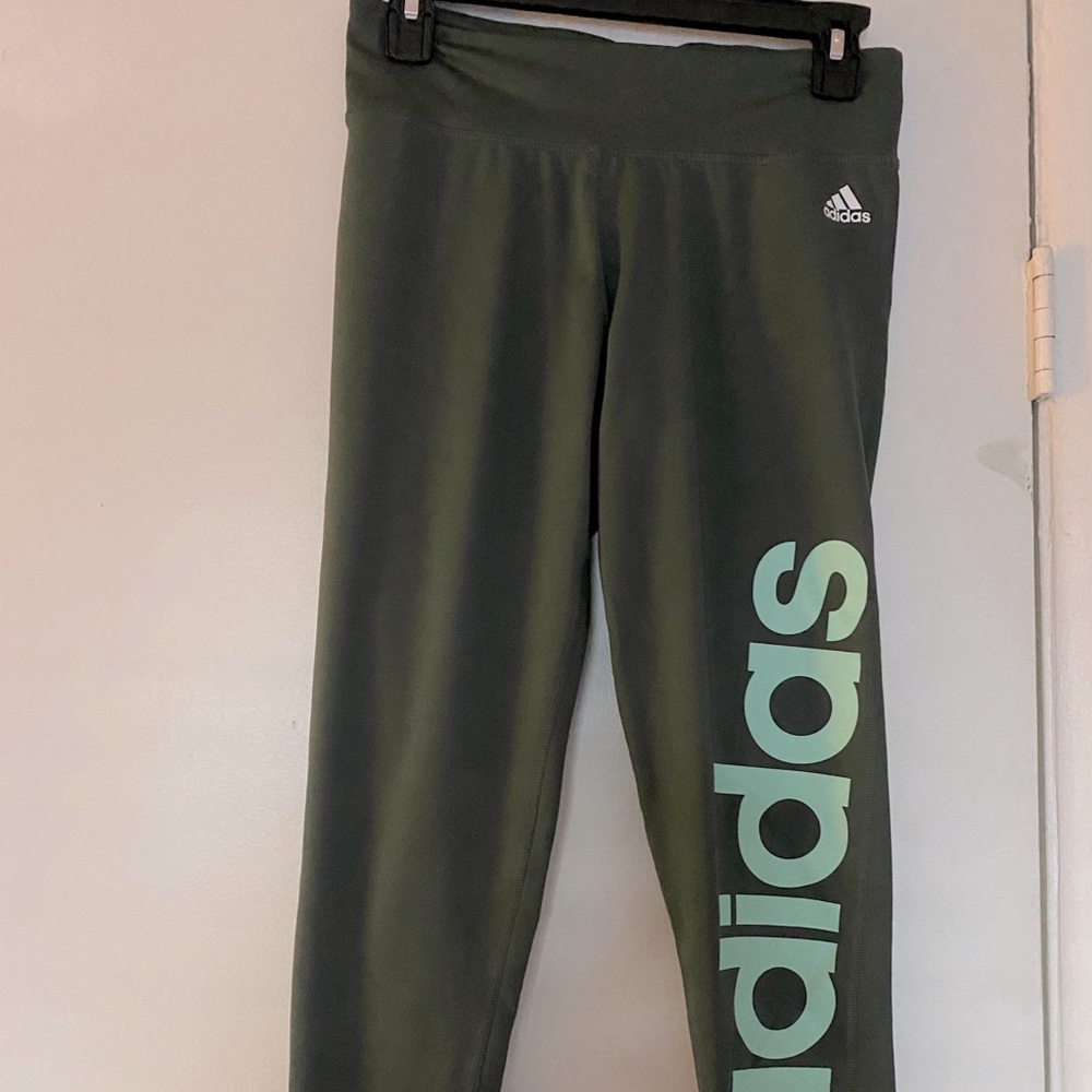 Size M Adidas Workout Leggings